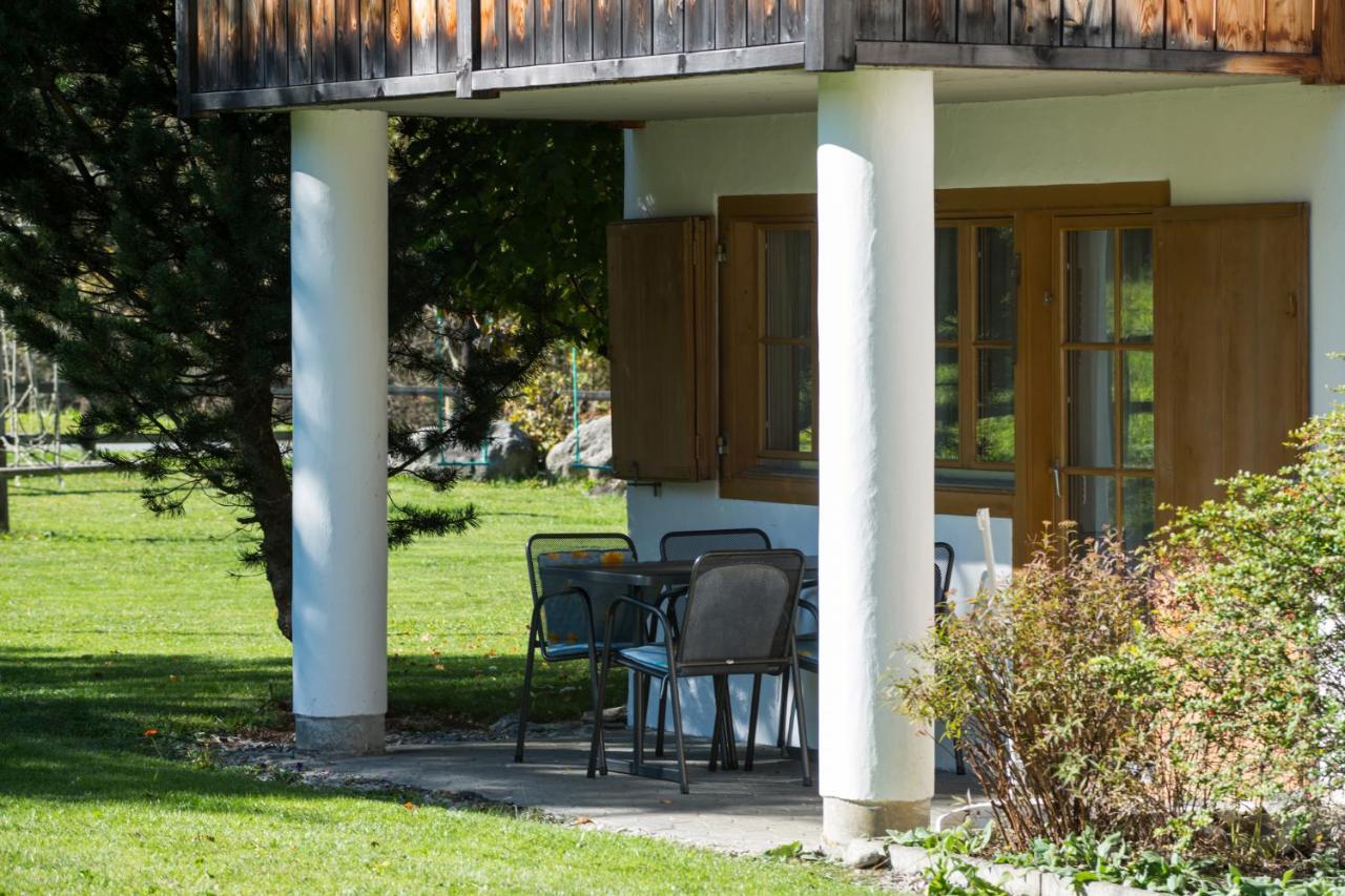 Ferienwohnungen Muntschi Andeer Quarto foto