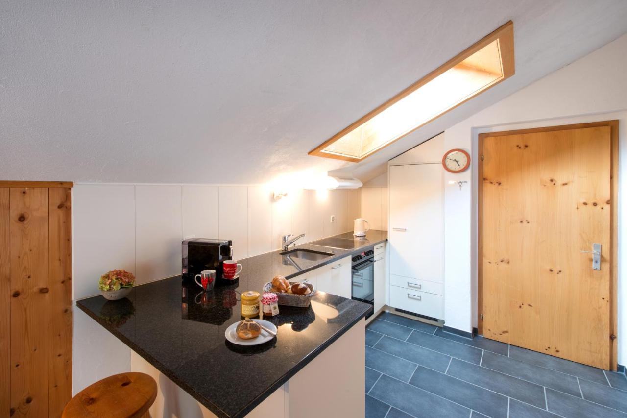 Ferienwohnungen Muntschi Andeer Quarto foto