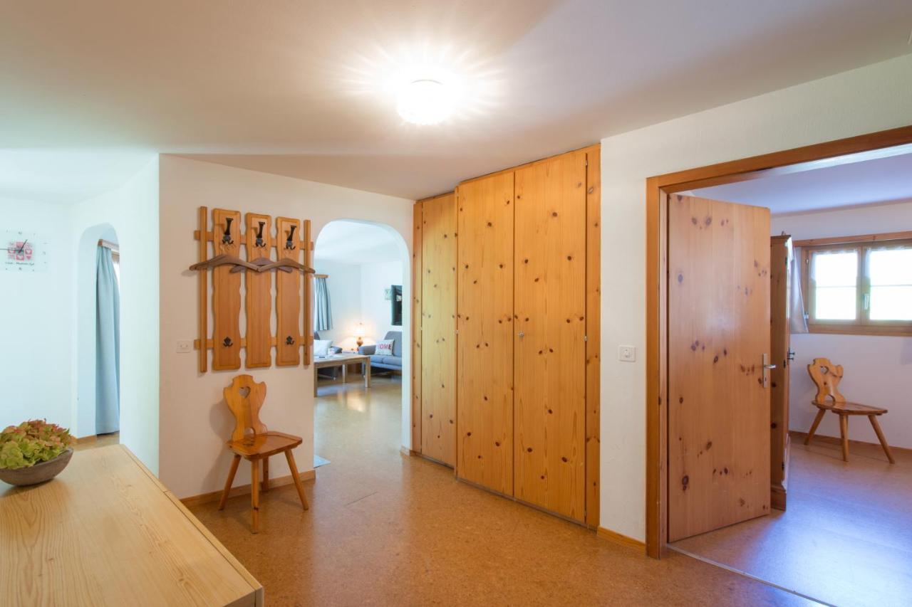 Ferienwohnungen Muntschi Andeer Quarto foto