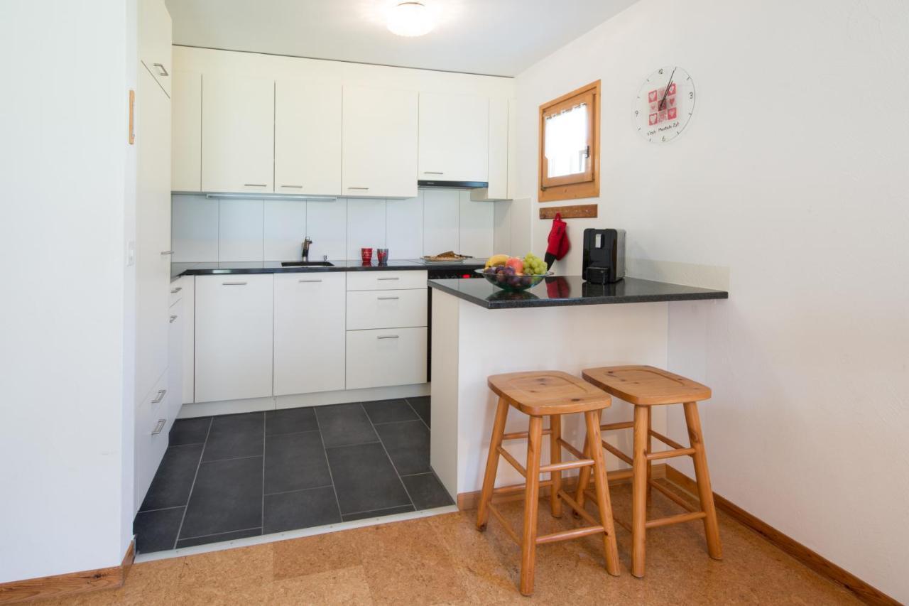 Ferienwohnungen Muntschi Andeer Quarto foto