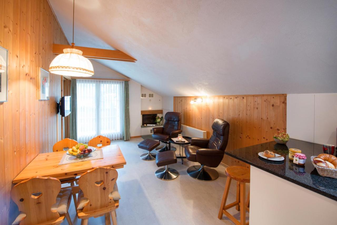 Ferienwohnungen Muntschi Andeer Quarto foto