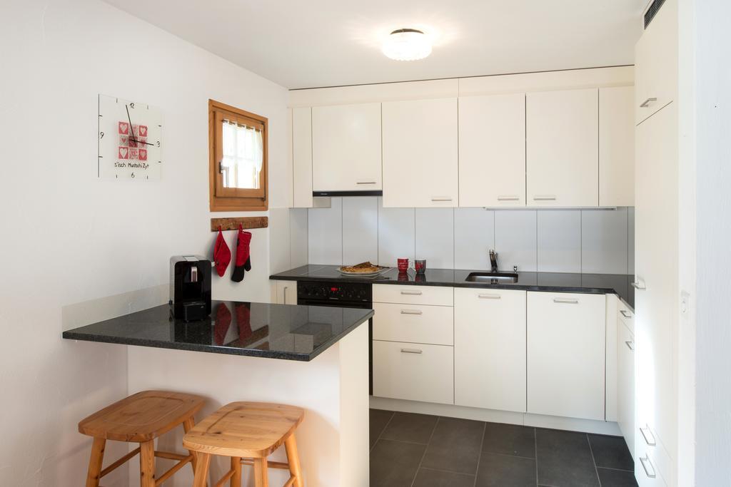 Ferienwohnungen Muntschi Andeer Quarto foto